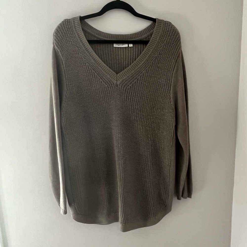 RD style V-Neck Sweater